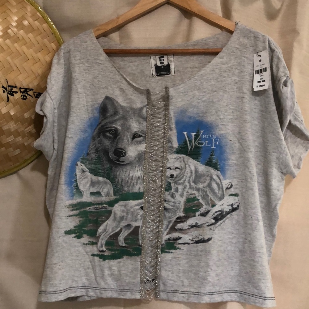 Wolf Shirt Vintage